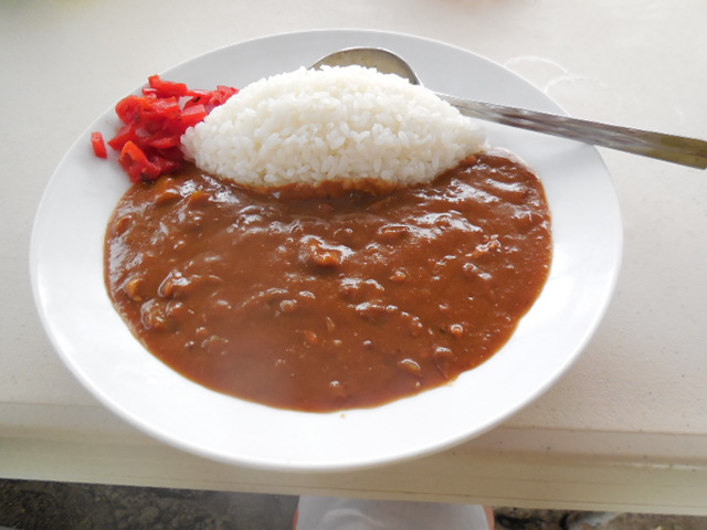 定休日はいつも雨！